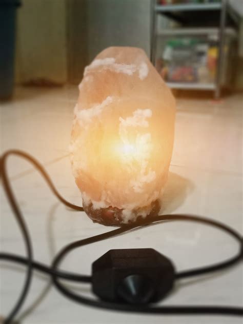 How to Stop Salt Lamp From Leaking 